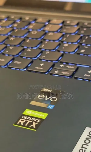 Photo - New Laptop Lenovo ThinkPad Yoga 370 16GB Intel Core I7 SSD 1T