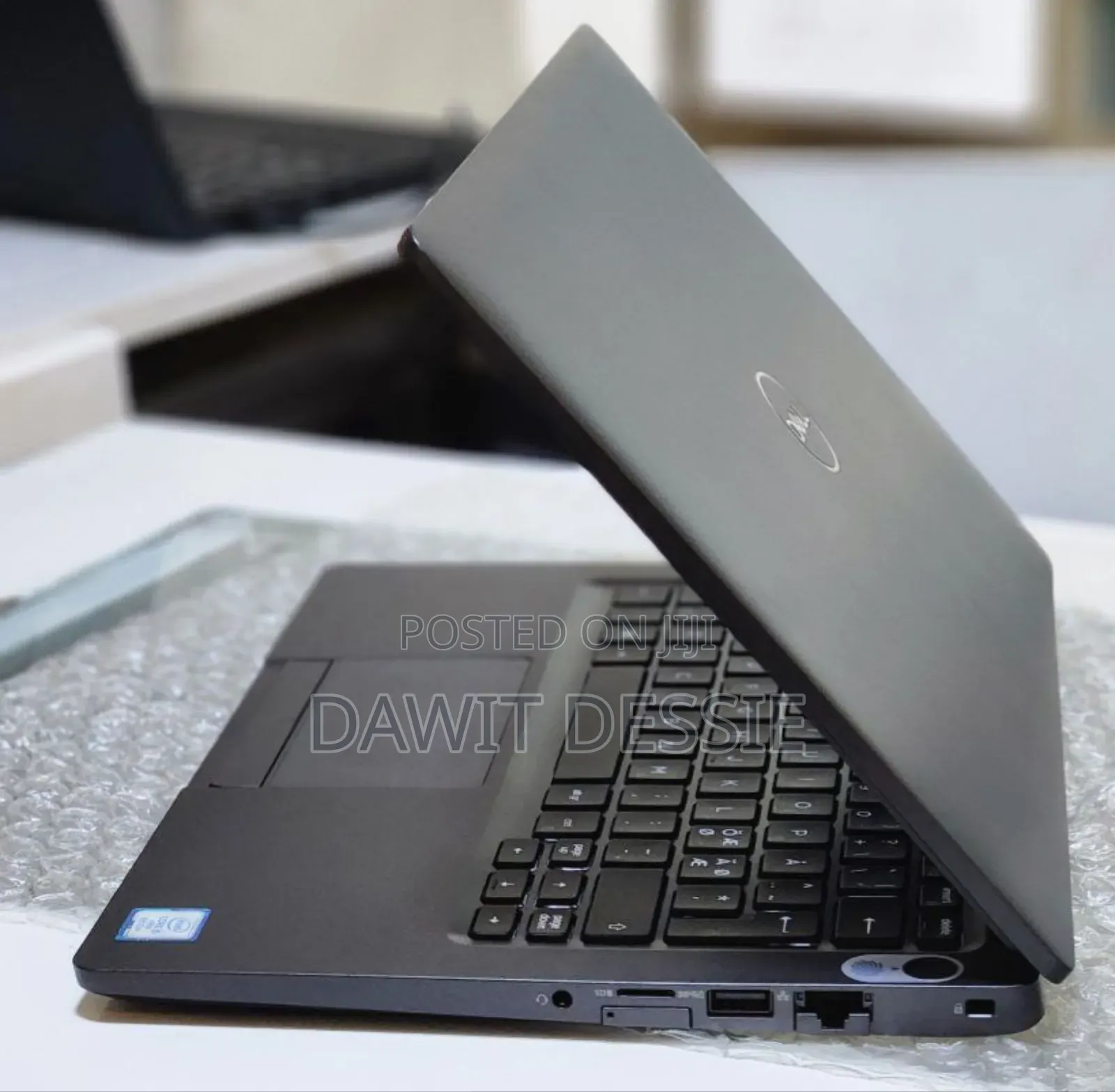 New Laptop Dell 8GB Intel Core I5 SSD 256GB