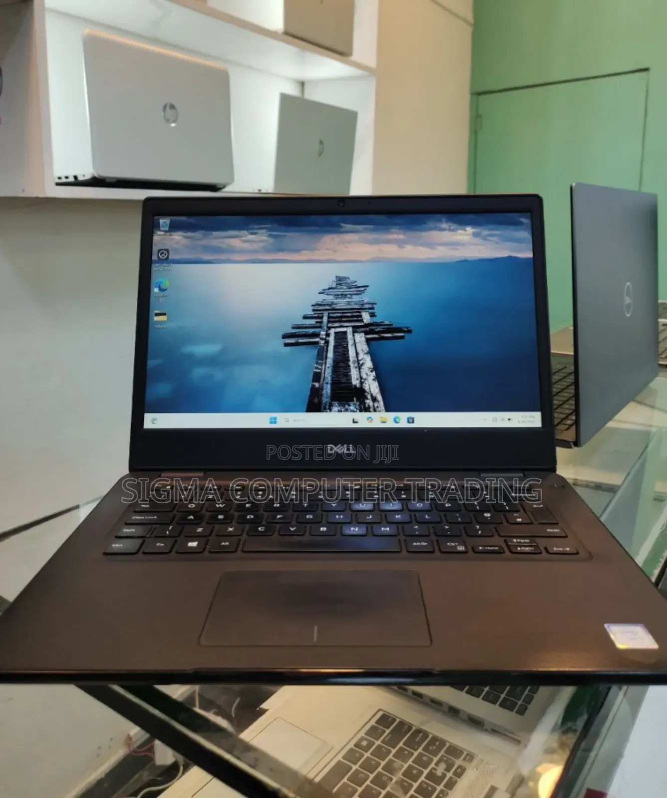 New Laptop Dell Latitude 14 4GB Intel Core I3 SSD 128GB