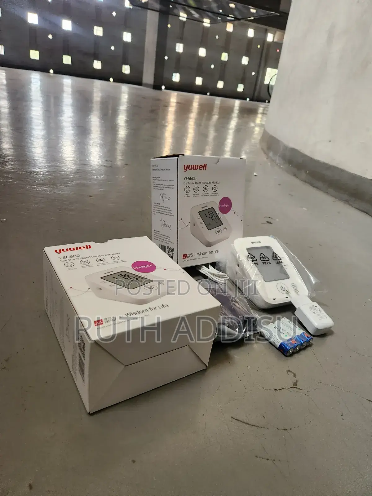 Yuwell Blood Pressure Monitor丸的digital Blood Pressuer Monitor New