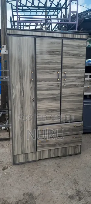 Laminat MDF ቁምሳጥን 1 ሜትር ከ 20