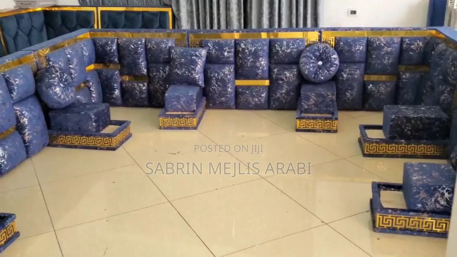 Sabrin Mejlis Arabi Degaf Aluminium Frame