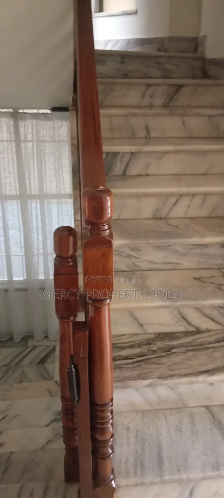 Furnished 7bdrm House in Bole for sale