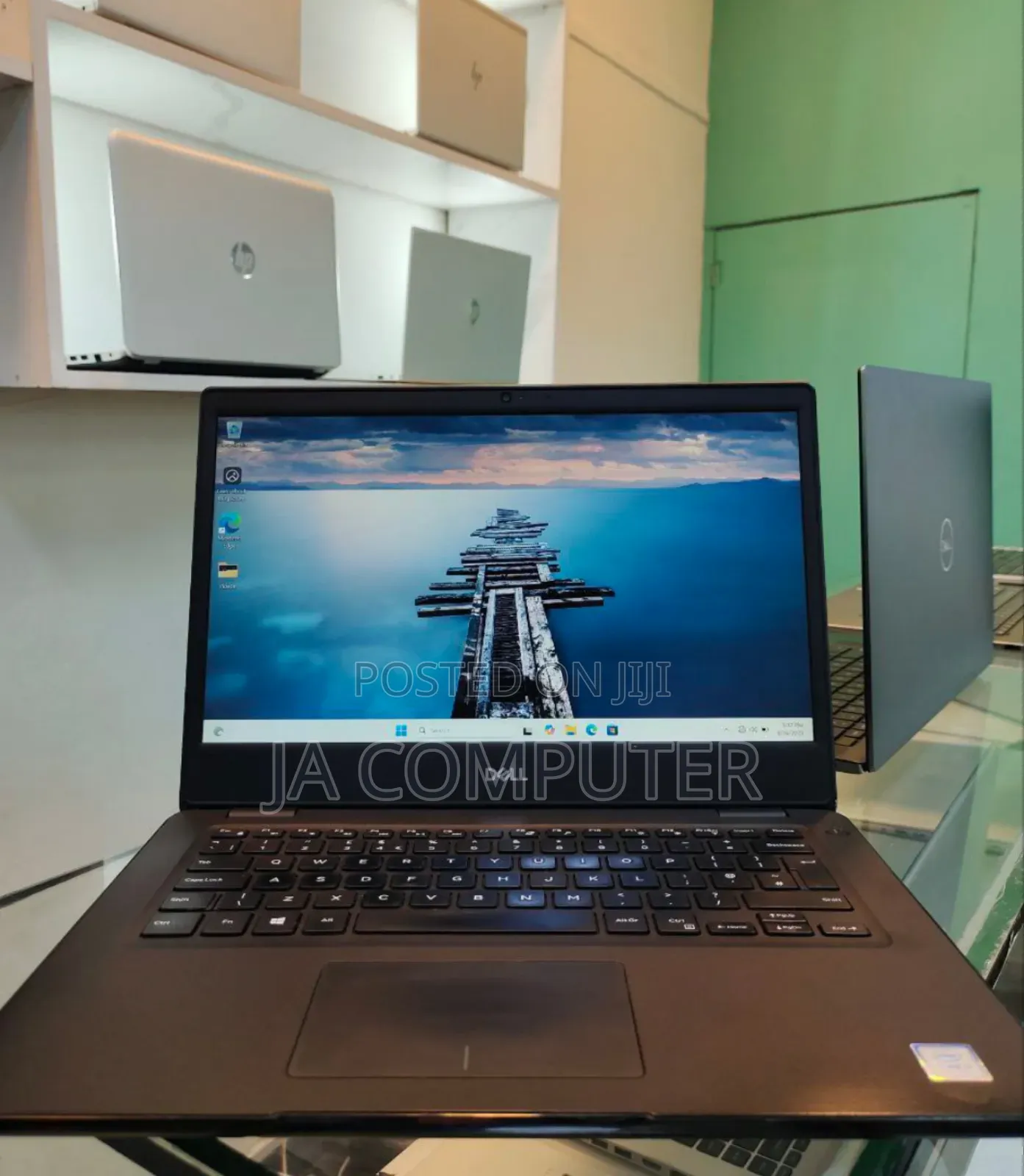 New Laptop Dell Latitude 5310 4GB Intel Core I3 SSD 128GB