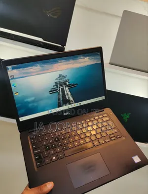 New Laptop Dell Latitude 5310 4GB Intel Core I3 SSD 128GB