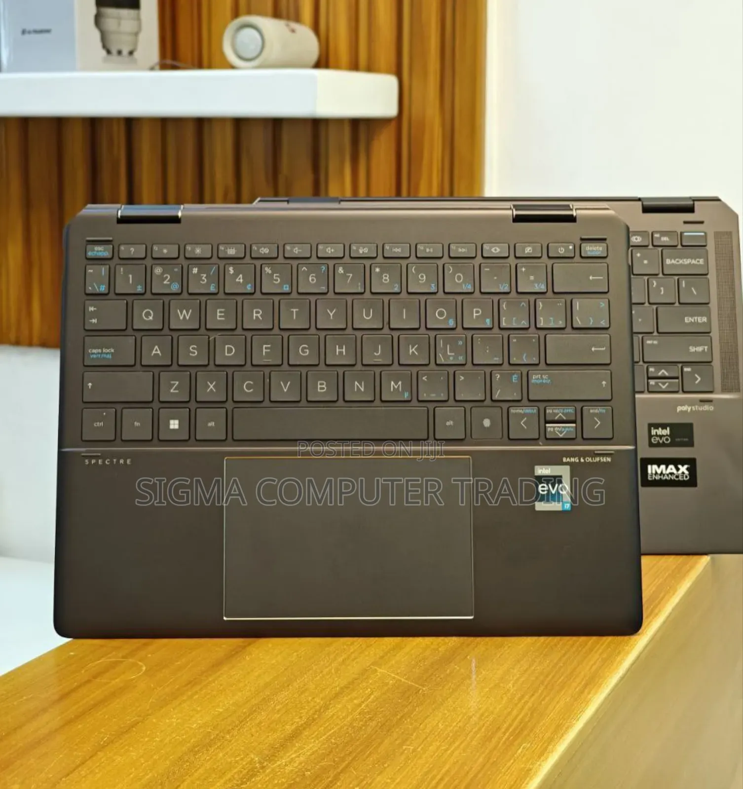 New Laptop HP Spectra 13 16GB Intel Core I7 SSD 1T