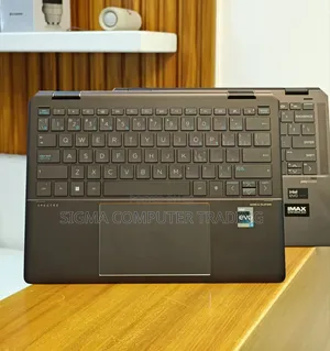 New Laptop HP Spectra 13 16GB Intel Core I7 SSD 1T