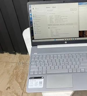 New Laptop HP Stream Notebook 16GB Intel Core I7 SSD 512GB