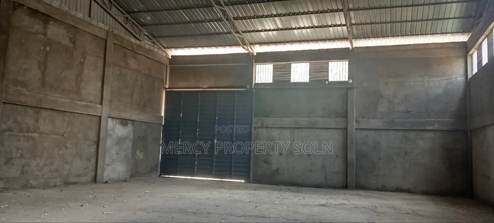Warehouse for Rent in Jacross Area for Store