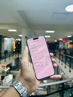 Photo - Apple iPhone 15 Pro 256 GB Silver