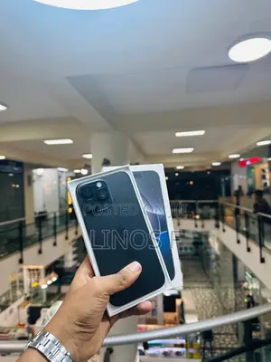 Photo - New Apple iPhone 16 Pro Max 1 TB Black