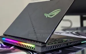 New Laptop Asus ROG Strix SCAR 15 32GB Intel Core I9 SSD 1T