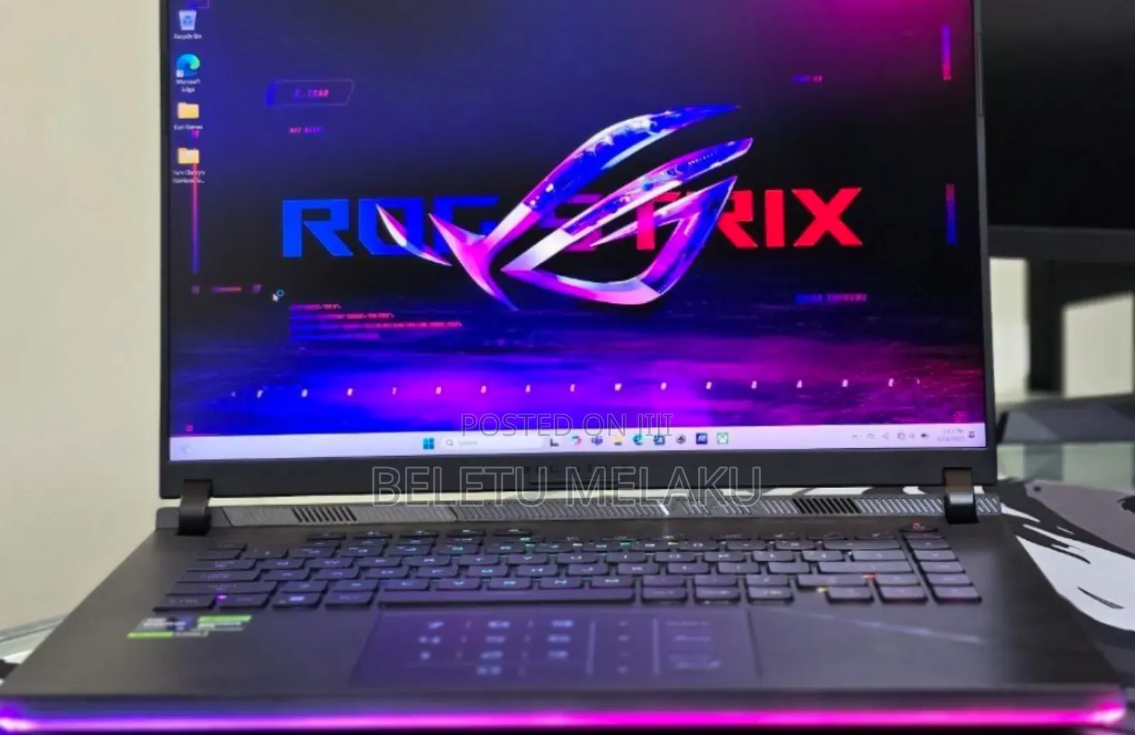 New Laptop Asus ROG Strix SCAR 15 32GB Intel Core I9 SSD 1T
