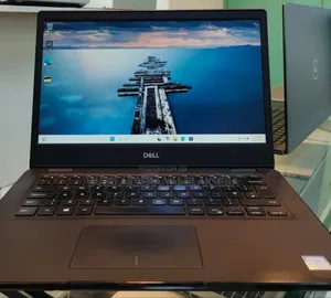 Photo - Laptop Dell Latitude 5310 4GB Intel Core I3 SSD 128GB