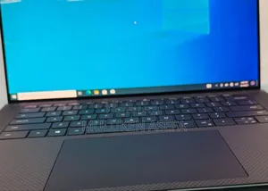 New Laptop Dell Precision 15 3520 16GB Intel Core I7 SSD 512GB