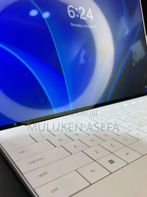 New Laptop Dell XPS 13 16GB Intel Core I7 SSD 512GB