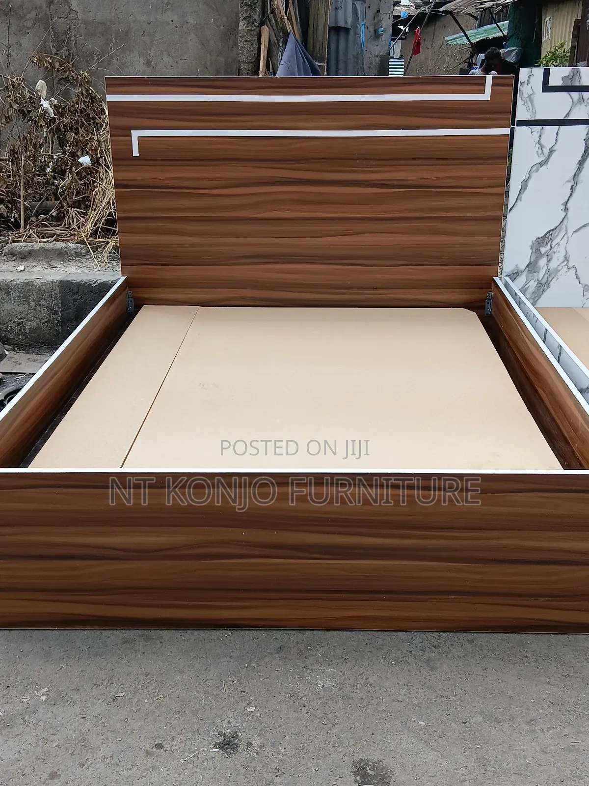 1.50 ሜትር Laminet አልጋ(Bed)