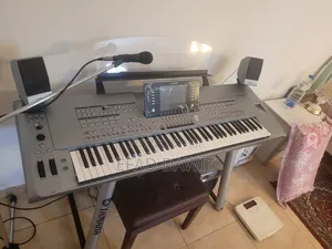Keyboard and Piano