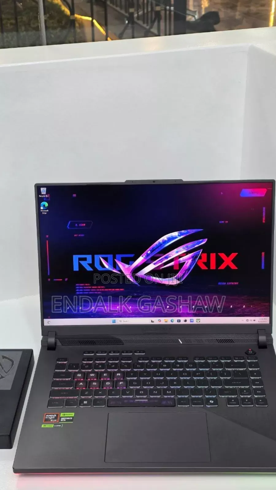 New Laptop Asus ROG Strix G15 16GB AMD Ryzen 9 SSD 1T