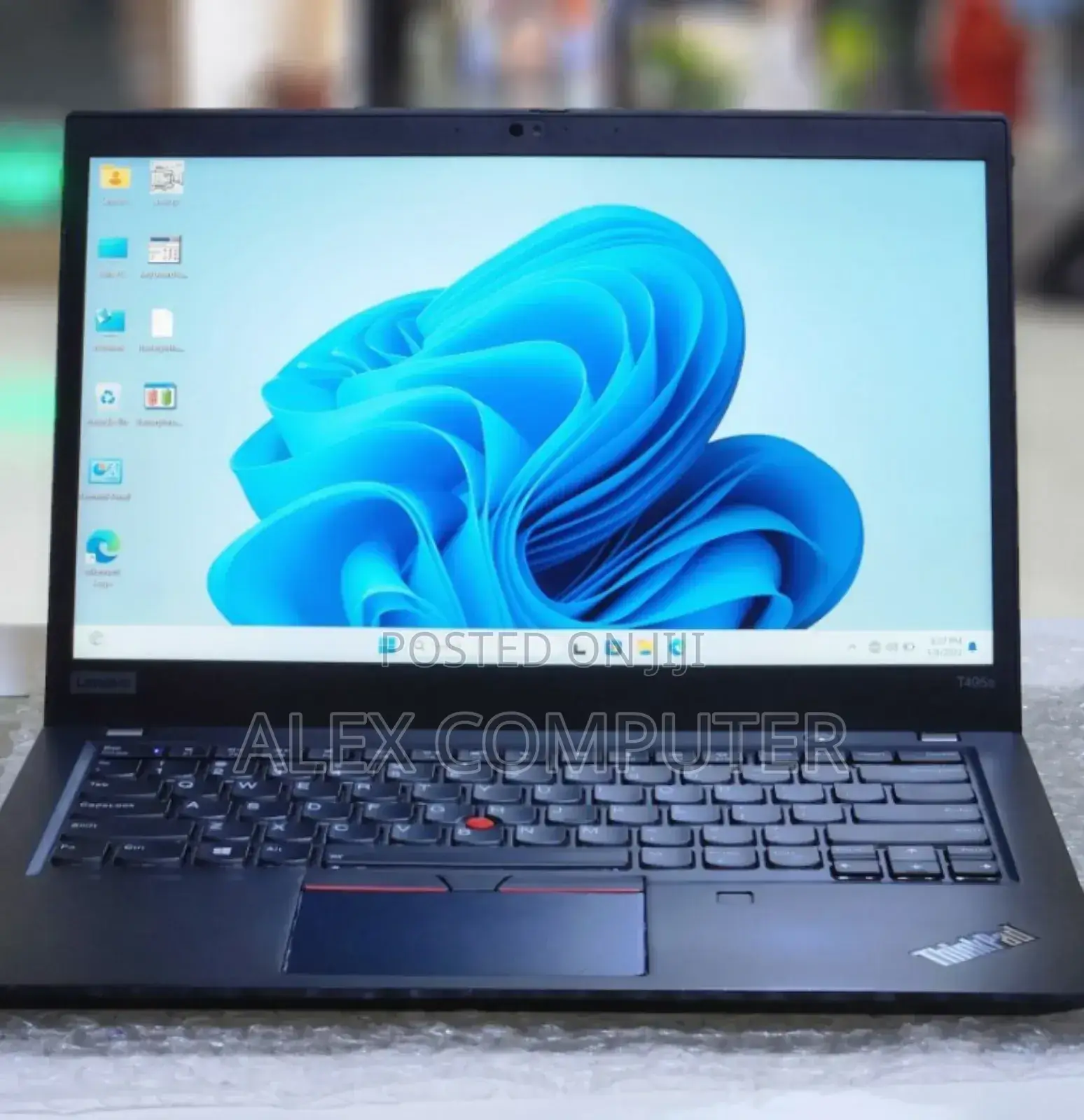 New Laptop Lenovo ThinkPad T495s 16GB AMD Ryzen 7 SSD 512GB