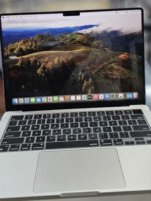 New Apple MacBook Air 2024 M3 13-Inch 8GB Intel Core M3 SSD 512GB