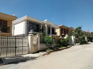 3bdrm Apartment in Metro Realestate, Bole for sale