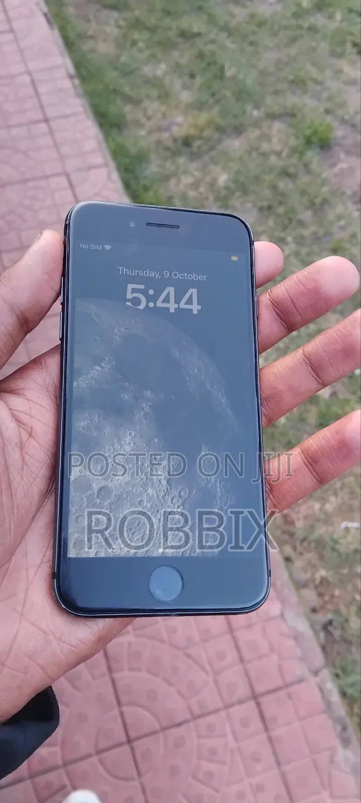 Apple iPhone 8 64 GB Gray