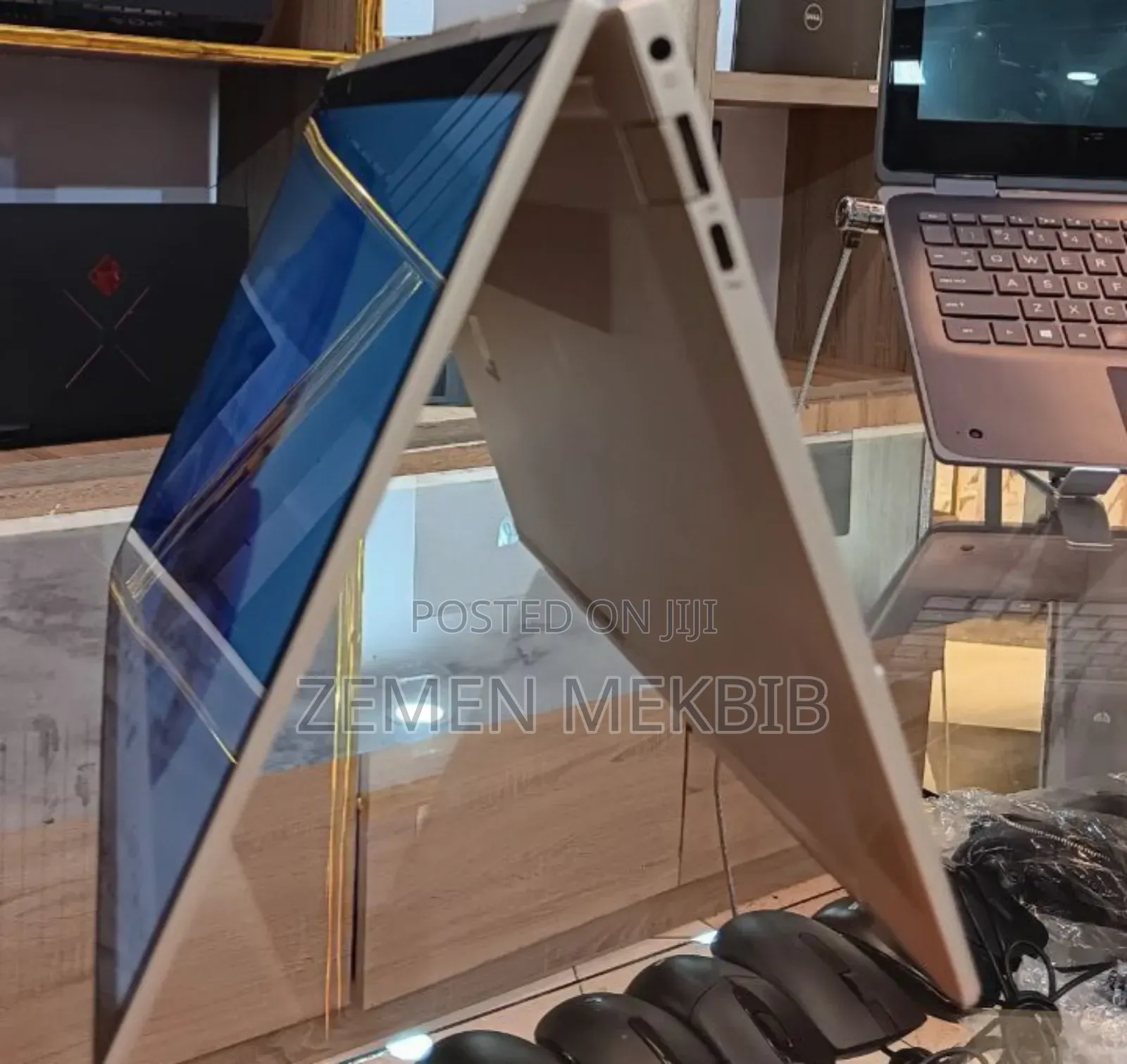 New Laptop HP Envy X360 8GB Intel Core I5 SSD 512GB