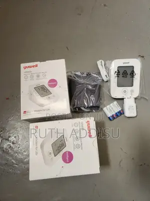 Photo - Digital Blood Pressuer Monitor夲了brand New Digital Bp Monitor故此bp