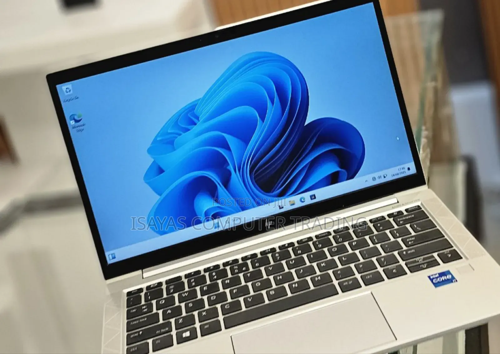 New Laptop HP EliteBook 830 G8 16GB Intel Core I7 SSD 512GB