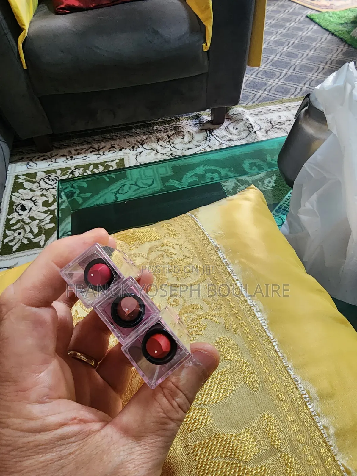 Lip Stik Rouge as Lèvres