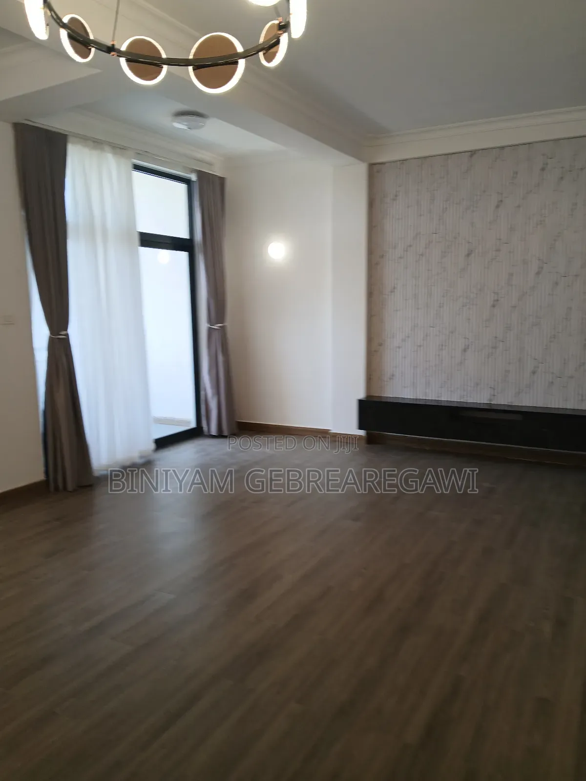 4bdrm Apartment in Apartment, Yeka for rent