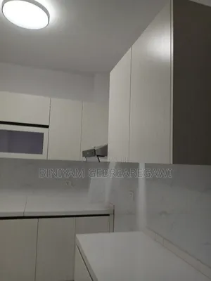 4bdrm Apartment in Apartment, Yeka for rent