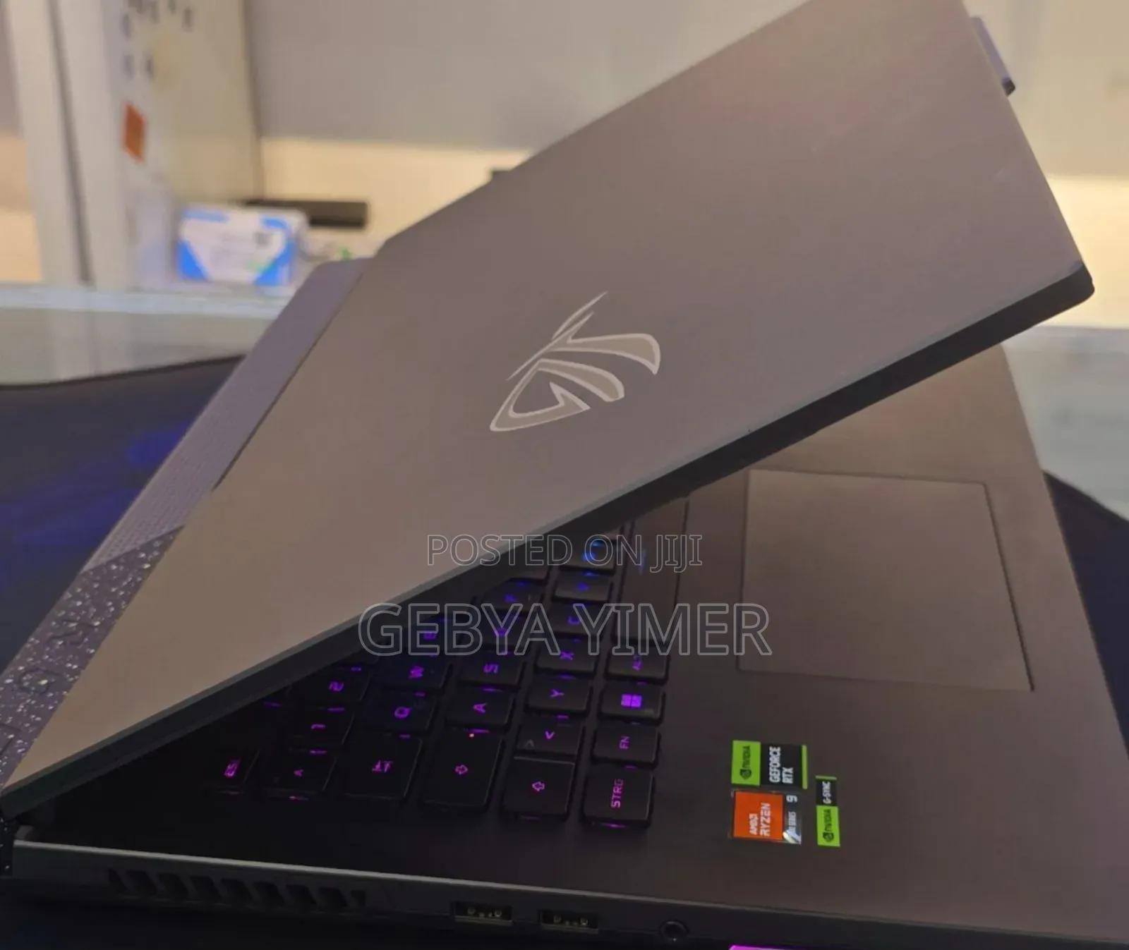 New Laptop Asus ROG Strix G17 32GB AMD Ryzen 9 SSD 1T