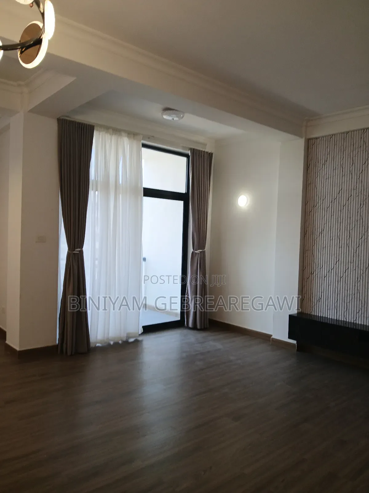4bdrm Apartment in Apartment, Yeka for rent