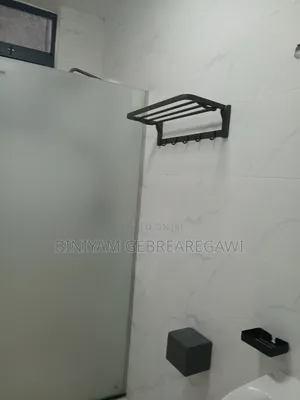 4bdrm Apartment in Apartment, Yeka for rent