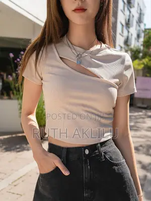Photo - Solid Cutout Crop for Women