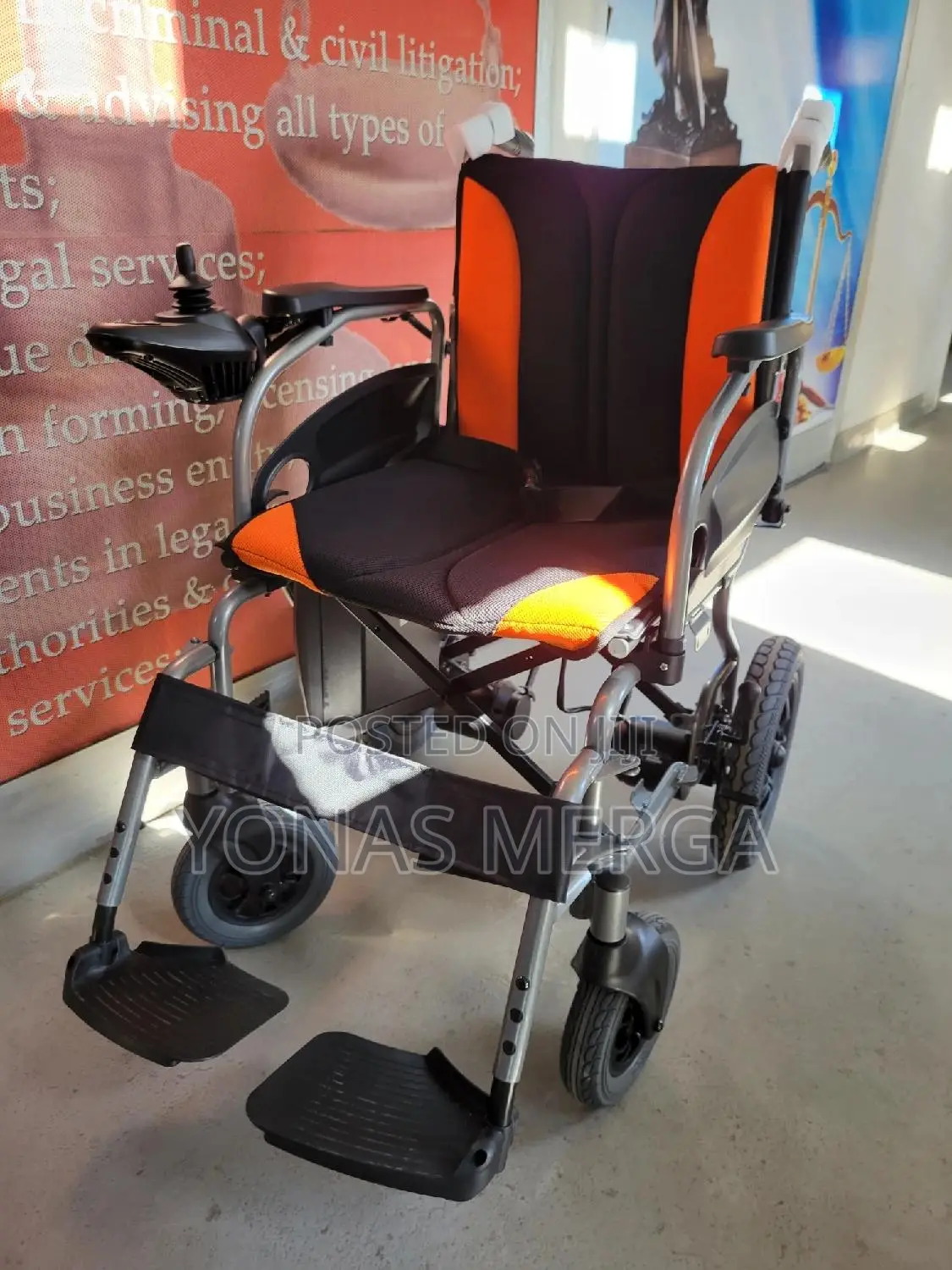 Electric Wheelchair畂卉lightweight, Foldable Maximum Load 150 Kg