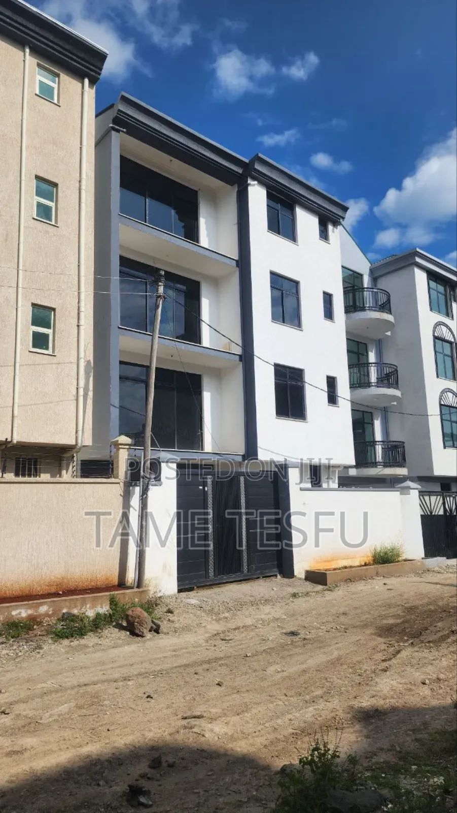 Furnished 6bdrm House in ሀያት, Bole for sale