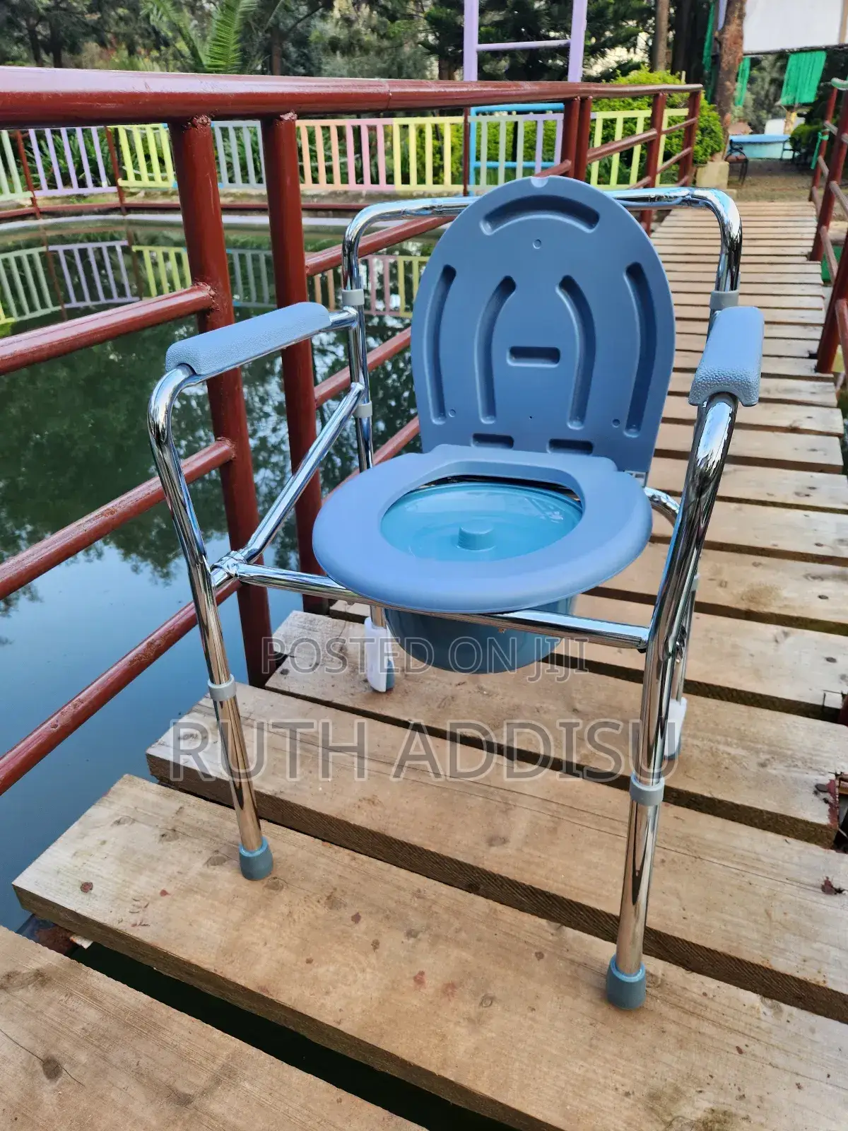 Commode Chair痲不toilet Chair鳵你popo Chair Brand New Packed Chair New