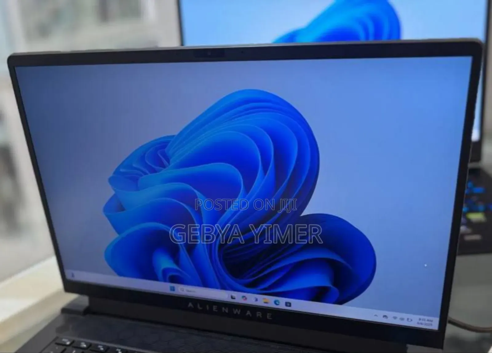 New Laptop Alienware M15 R3 16GB AMD Ryzen 7 SSD 512GB