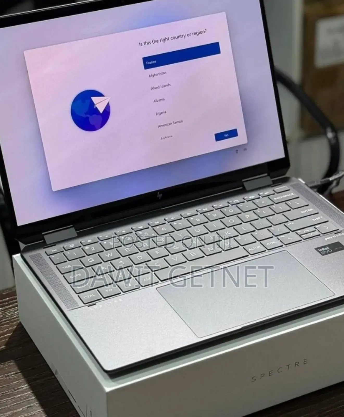 New Laptop HP Spectra 13 16GB Intel Core Ultra 7 SSD 1T