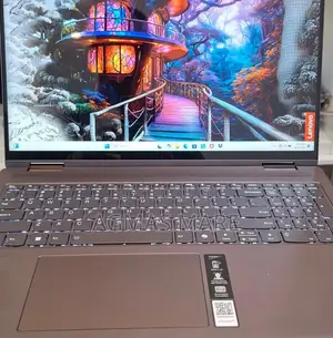 New Laptop Lenovo Yoga 7i 16GB Intel Core Ultra 7 SSD 512GB