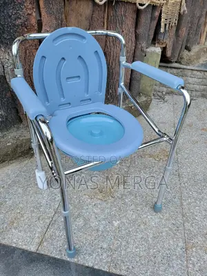 Photo - የሚሸጥ ለአረጋዉያን የሚሆን Over Toilet Aid畕壺toilet Chair答—Commode Chair≢❪Potty