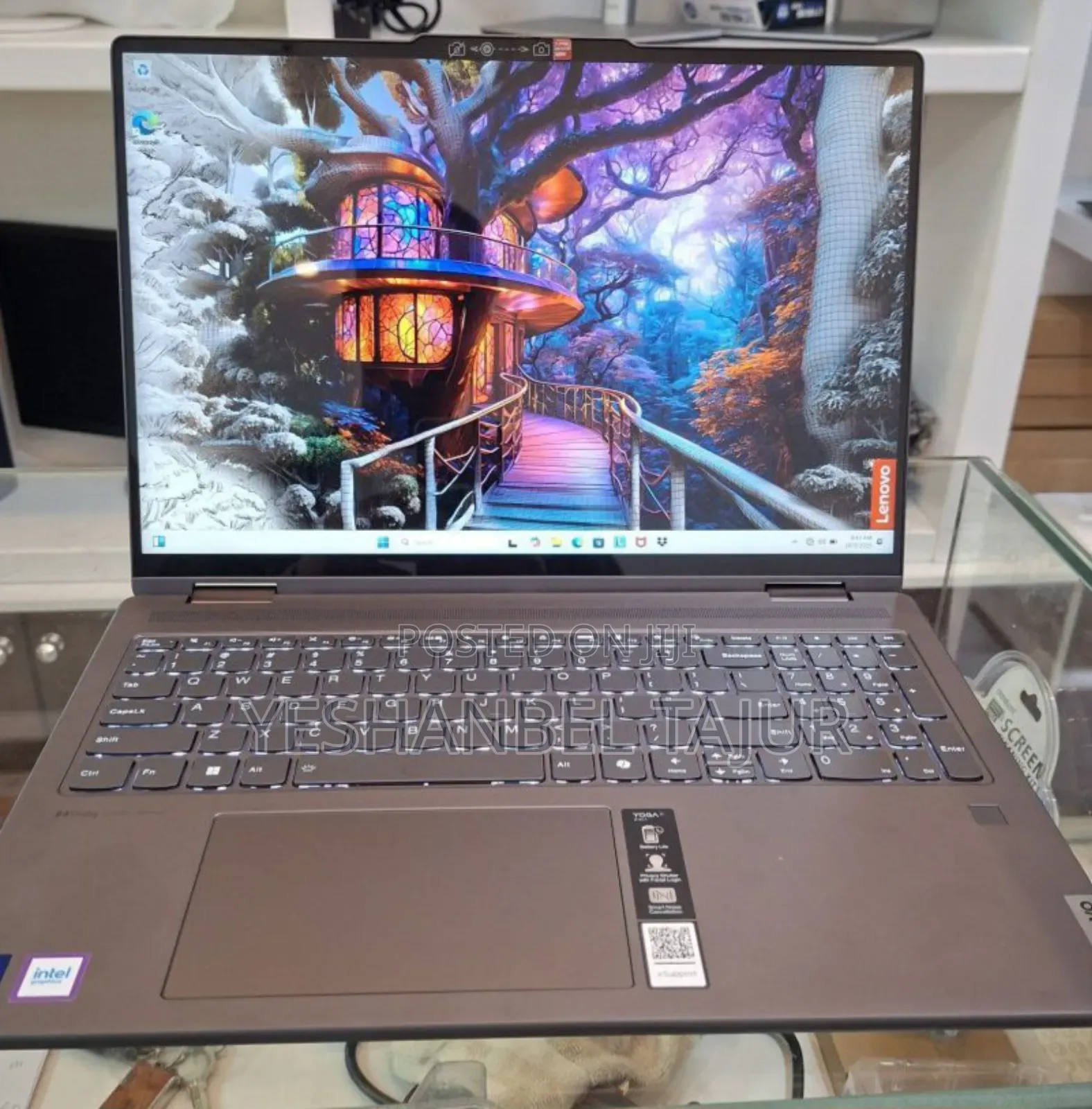 New Laptop Lenovo Yoga 7i 16GB Intel Core I7 SSD 1T