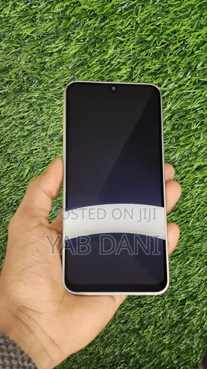 Photo - New Samsung Galaxy M16 128 GB Gray