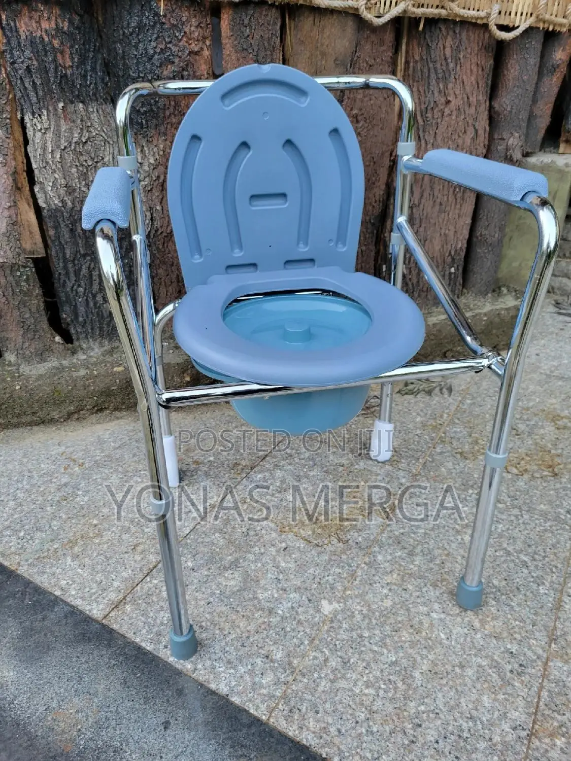 Commode Chair Folded Adjustable极፮safe Load-Bearing 150kg፣罰commode