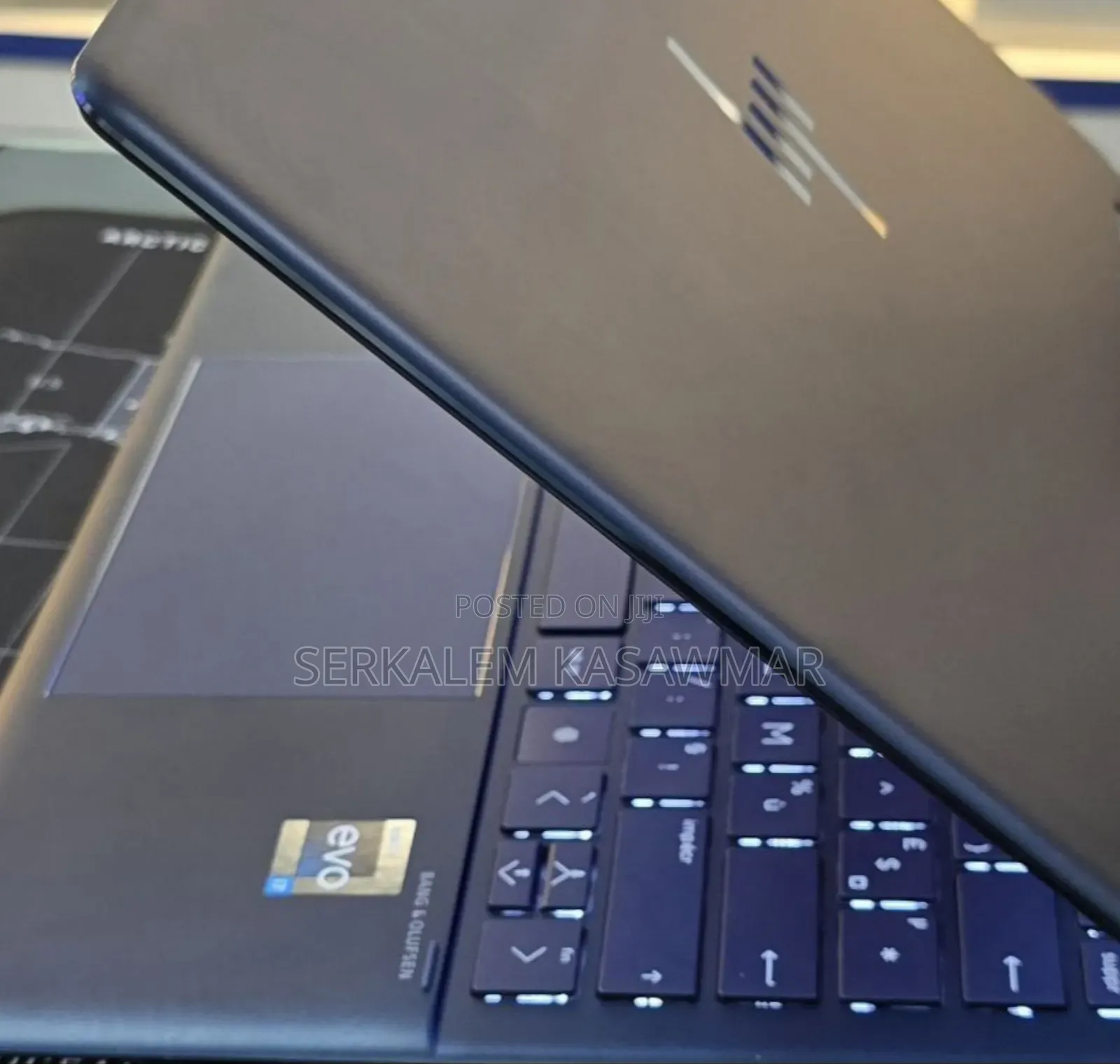 New Laptop HP Spectra 13 16GB Intel Core I7 SSD 1T