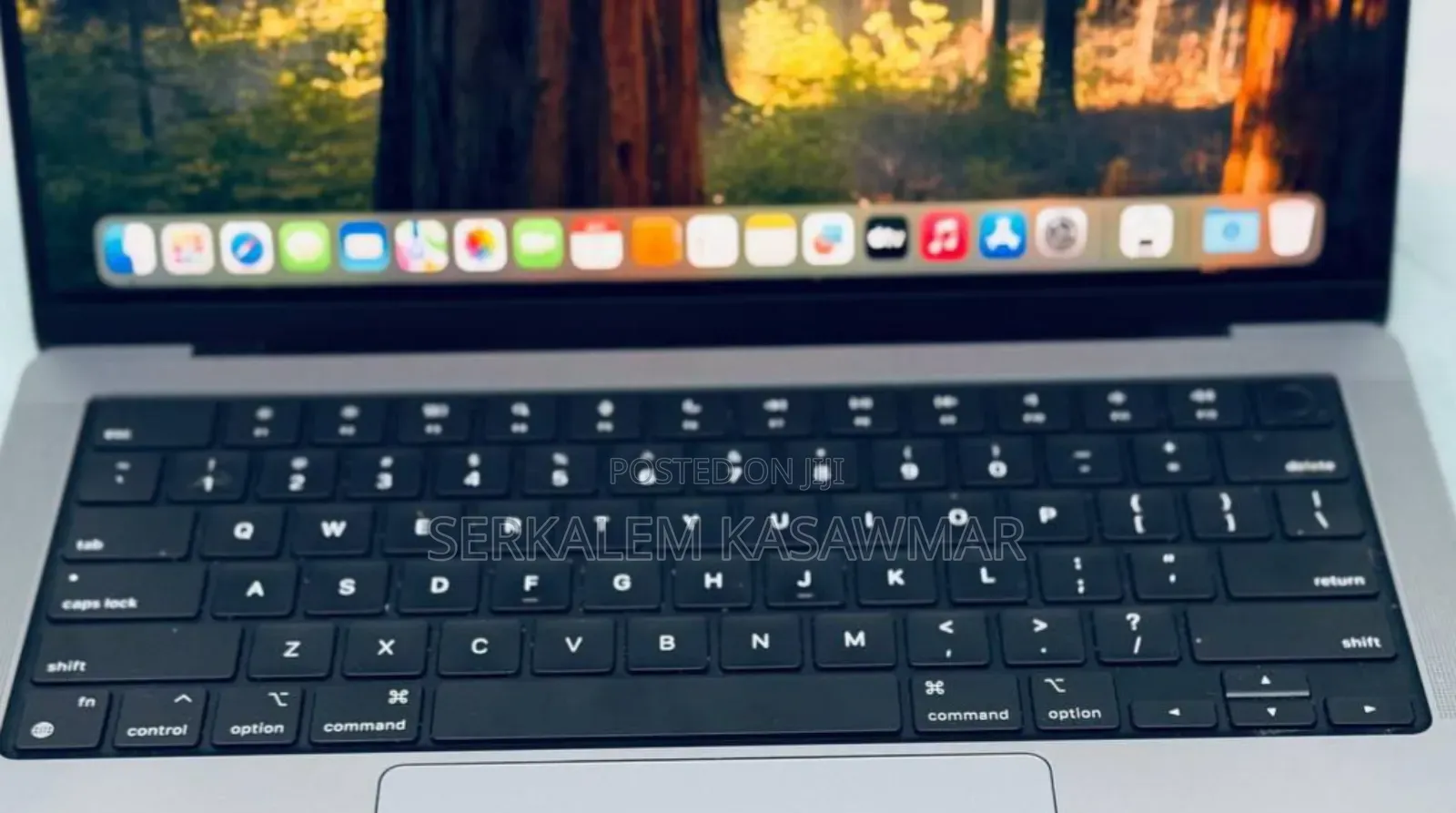 New Laptop Apple MacBook Pro 16GB Apple M1 SSD 512GB