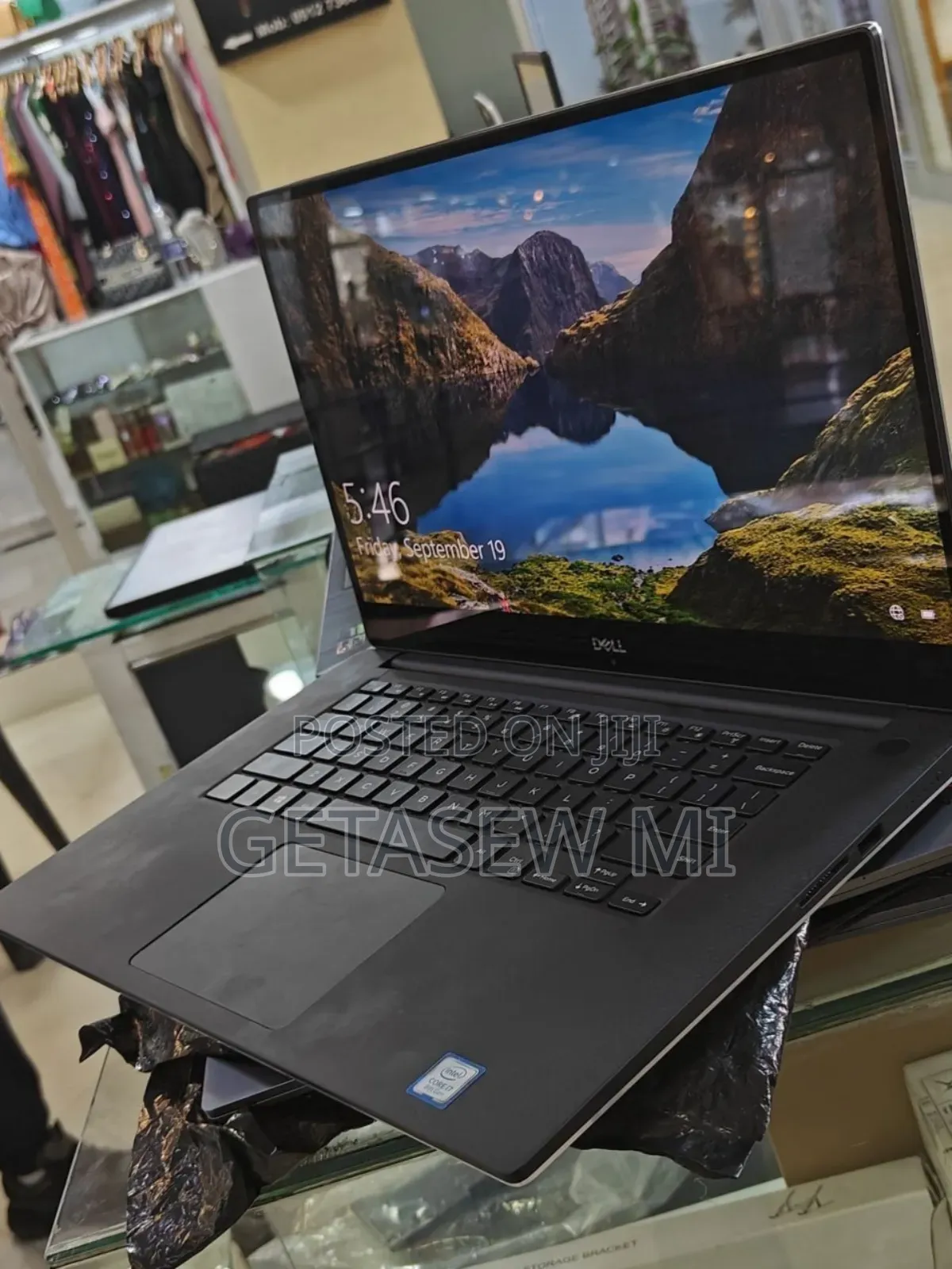 New Laptop Dell Precision 15 5540 16GB Intel Core I7 SSD 512GB